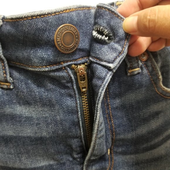 American Eagle Outfitters Hi-Rise Mini Skirt Blue Zipper Sides Frayed Hem Size 4 - Picture 8 of 16